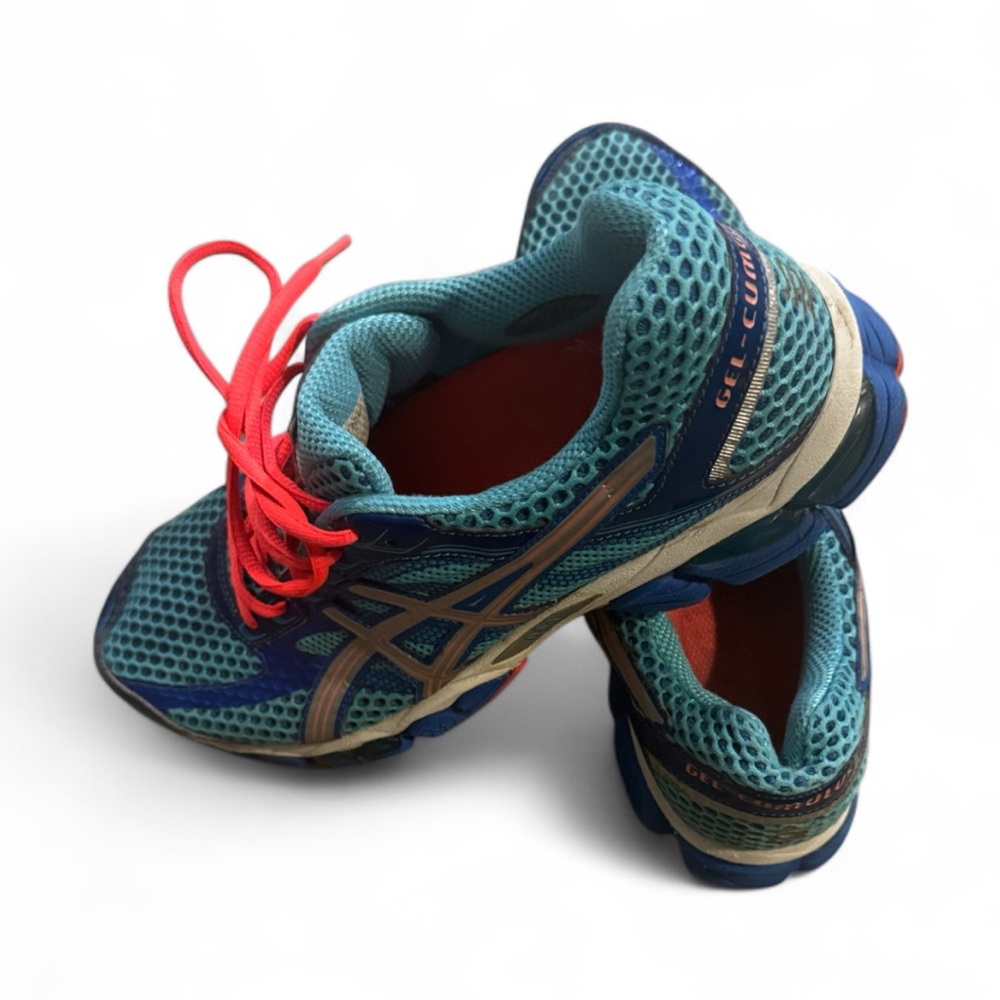 ASICS Running Shoes - Blue Running Shoes Lace Up Low Top / Blue and Red
